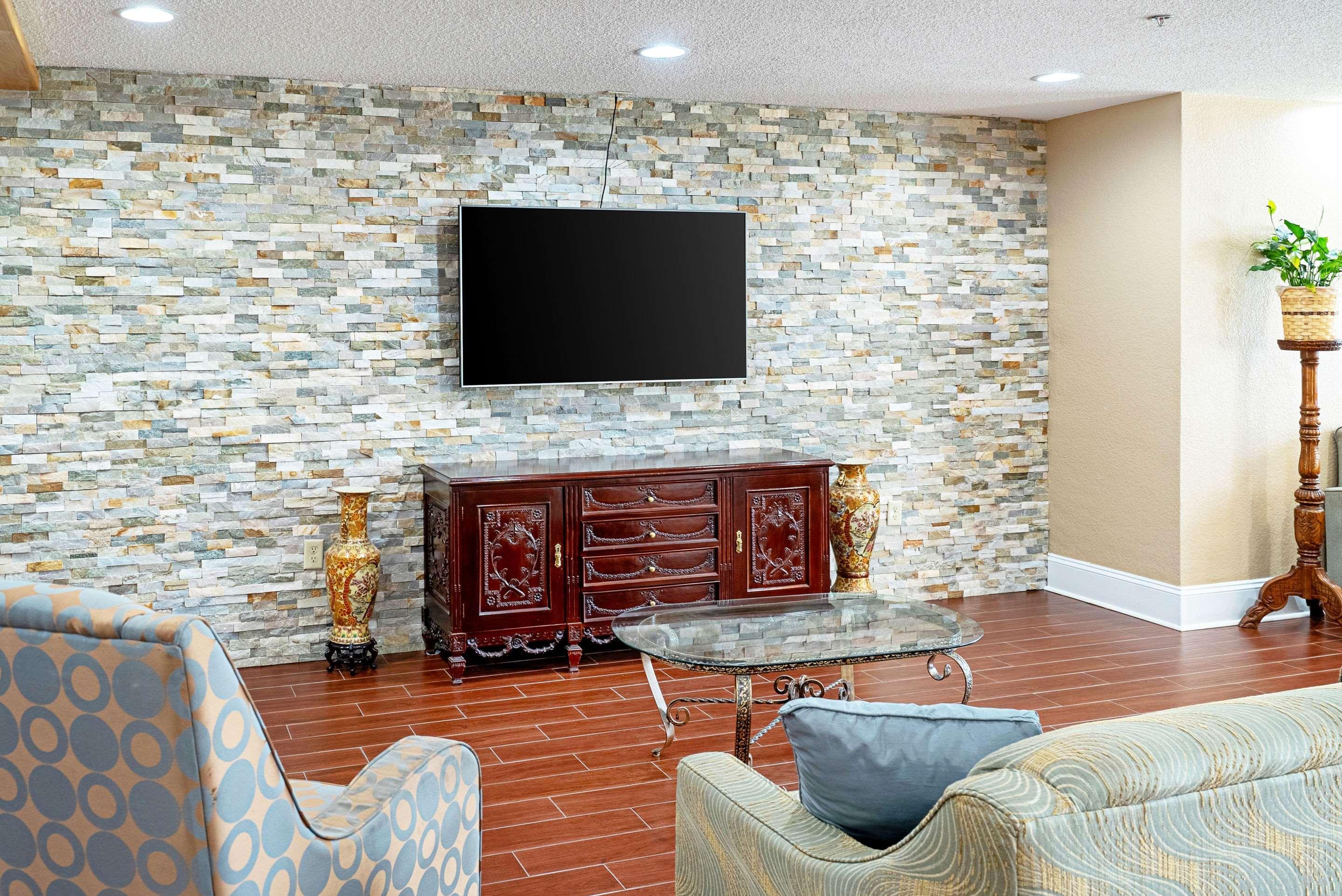 Quality Inn & Suites Robbinsville Exteriör bild