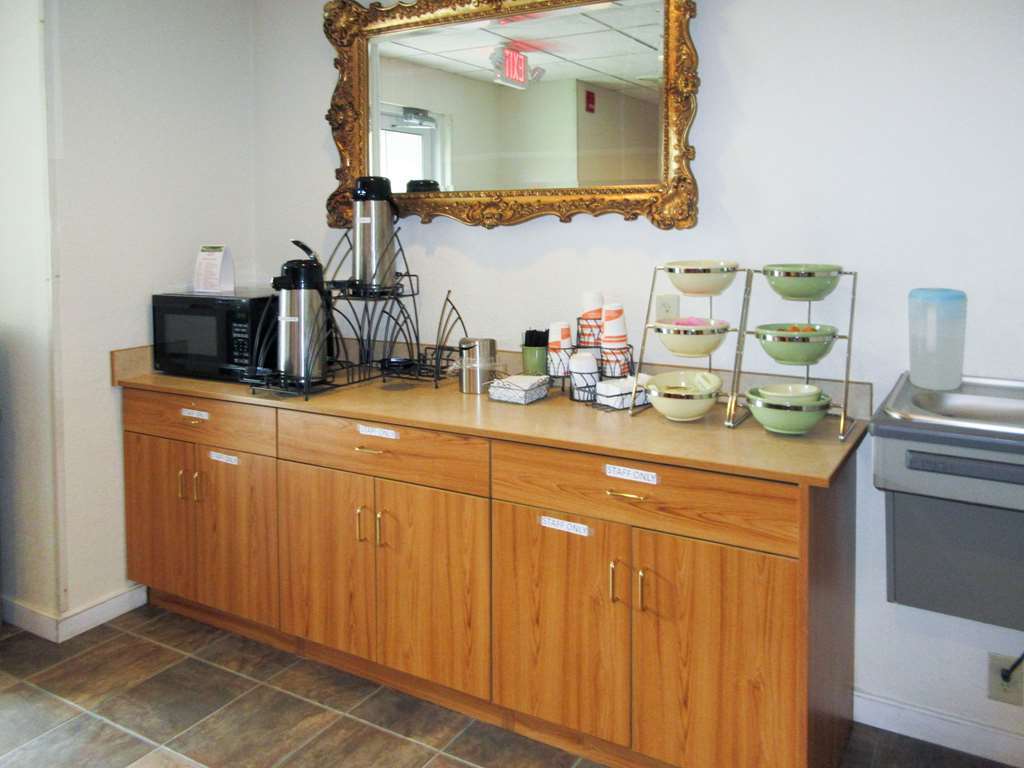 Quality Inn & Suites Robbinsville Inreriör bild